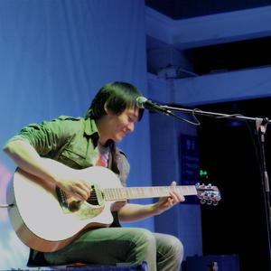 明星扒开腿给我舔
